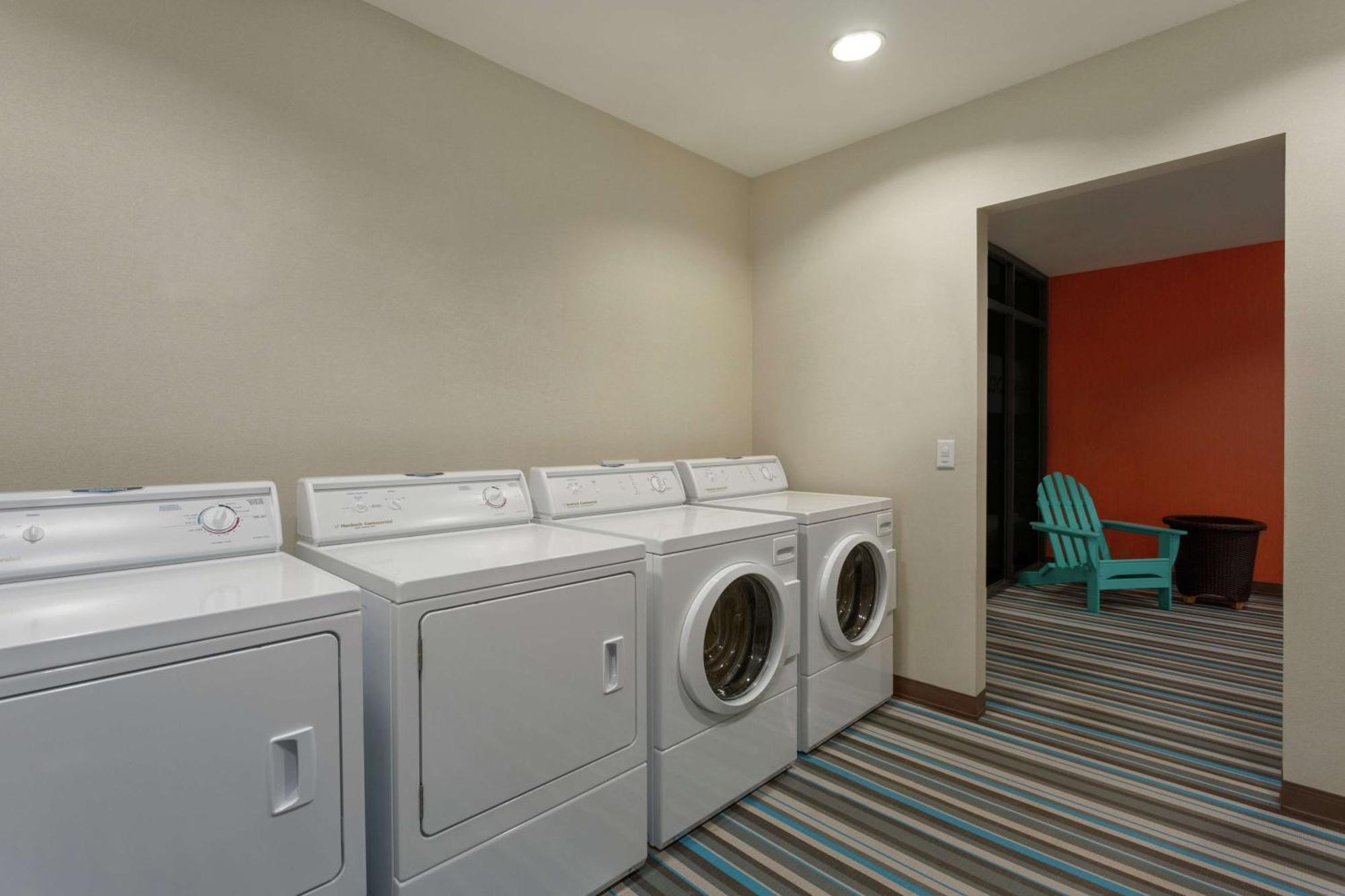 Home2 Suites By Hilton Salt Lake City / South Jordan Eksteriør billede